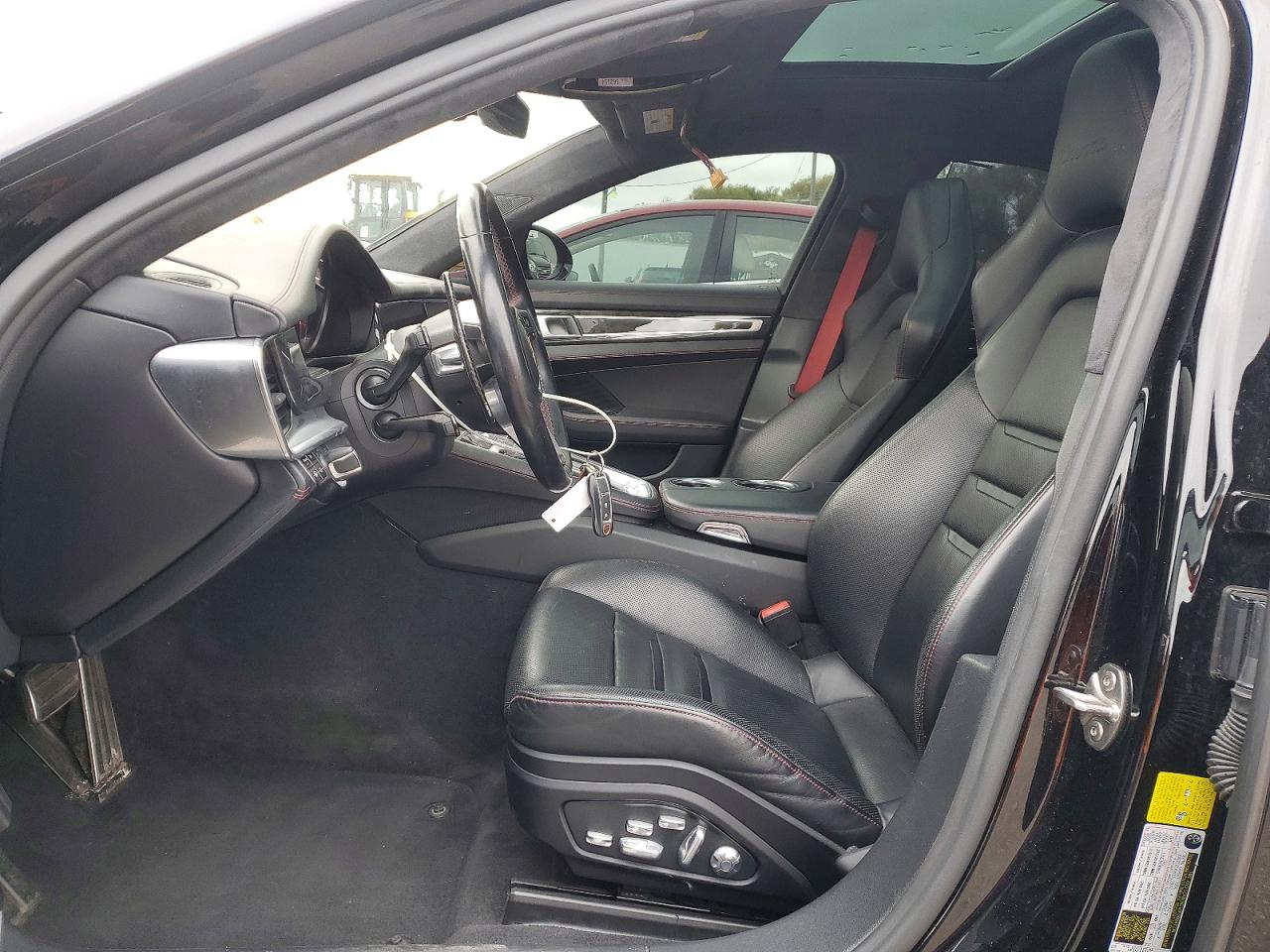 Porsche Panamera Turbo