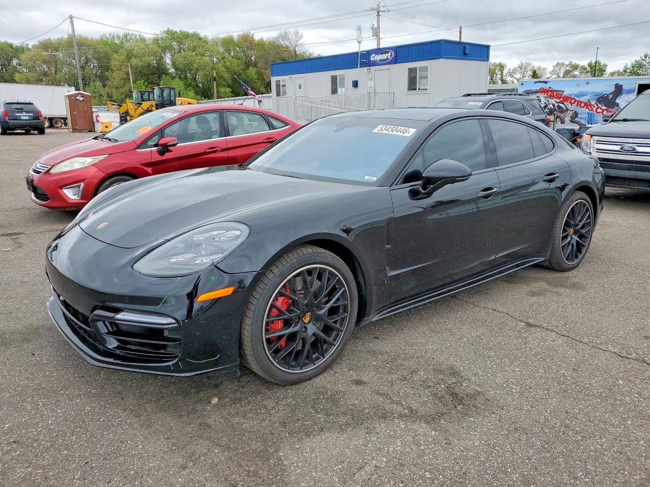 Salvage Porsche Panamera Image