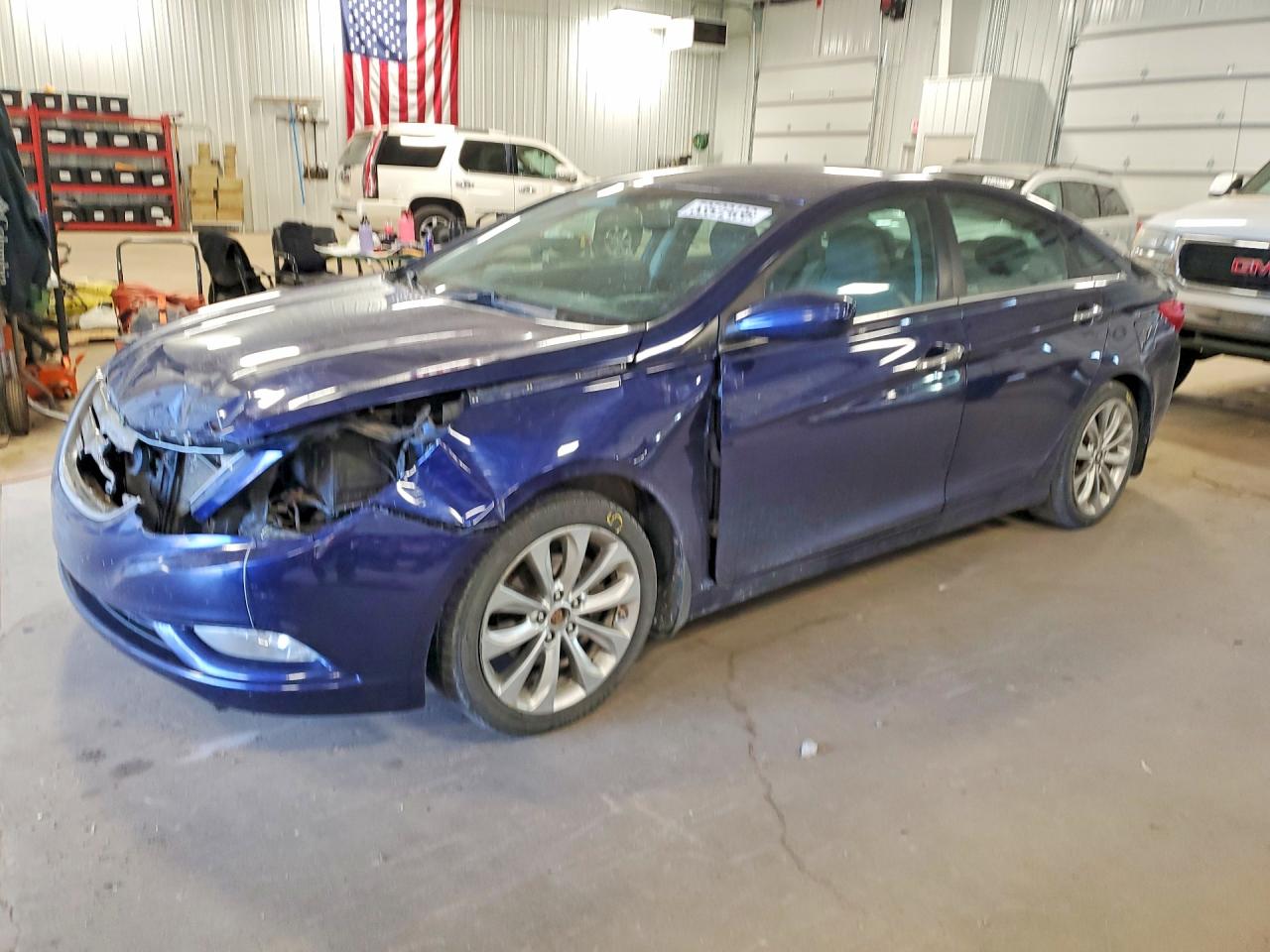 Salvage Hyundai SONATA Image