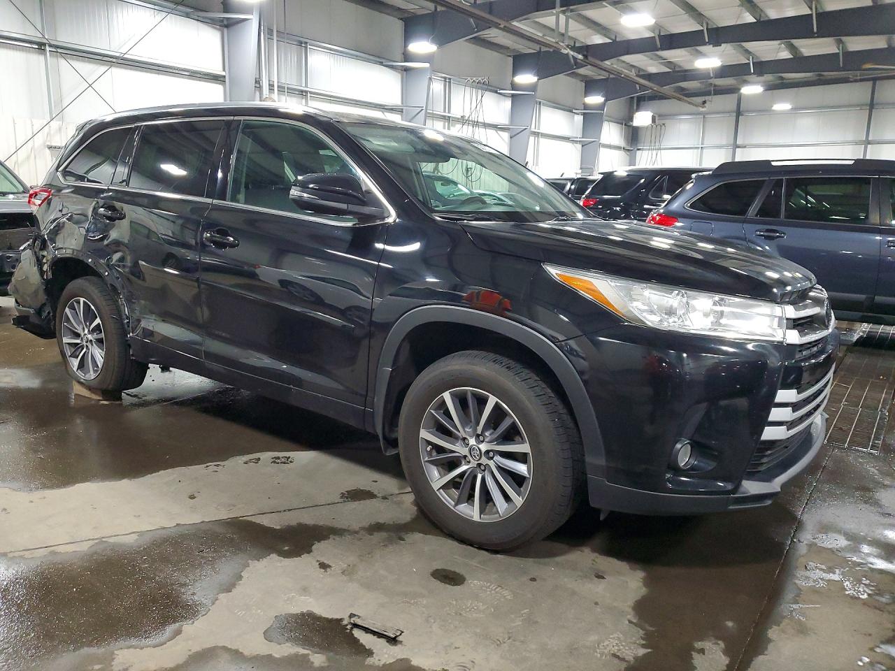 Toyota Highlander Xle