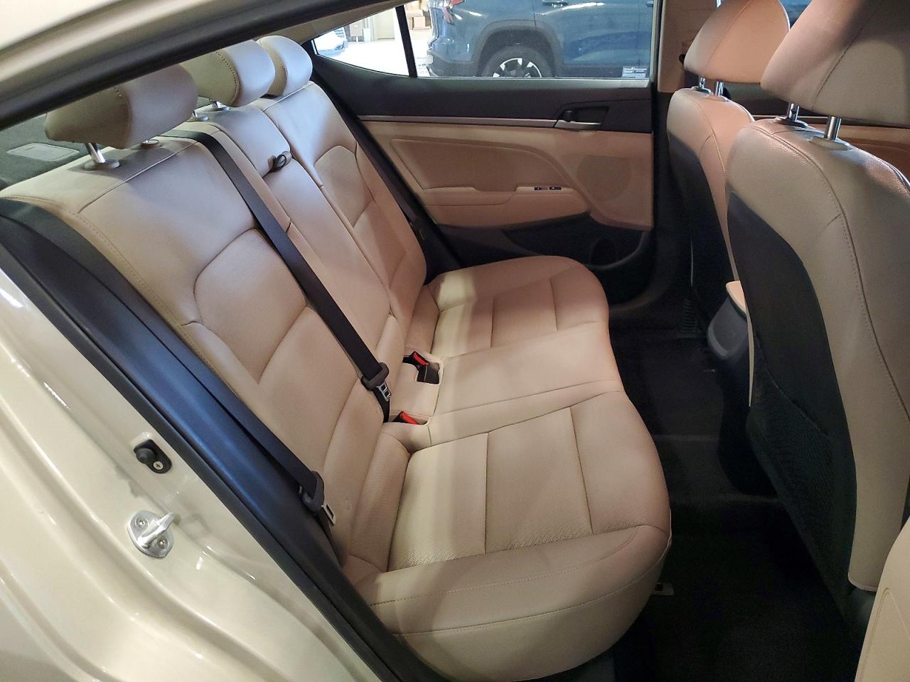 Hyundai ELANTRA Limited