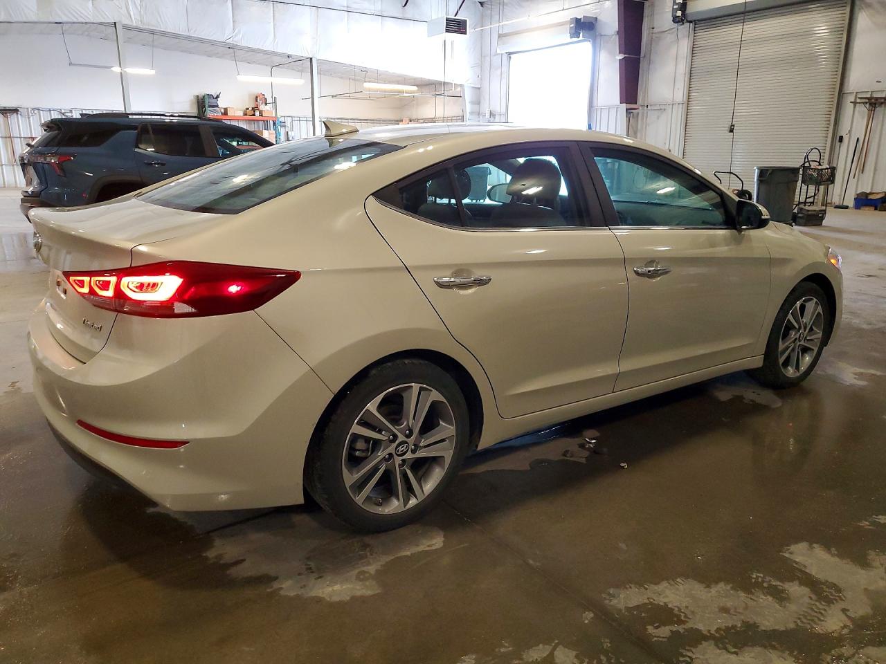 Hyundai ELANTRA Limited