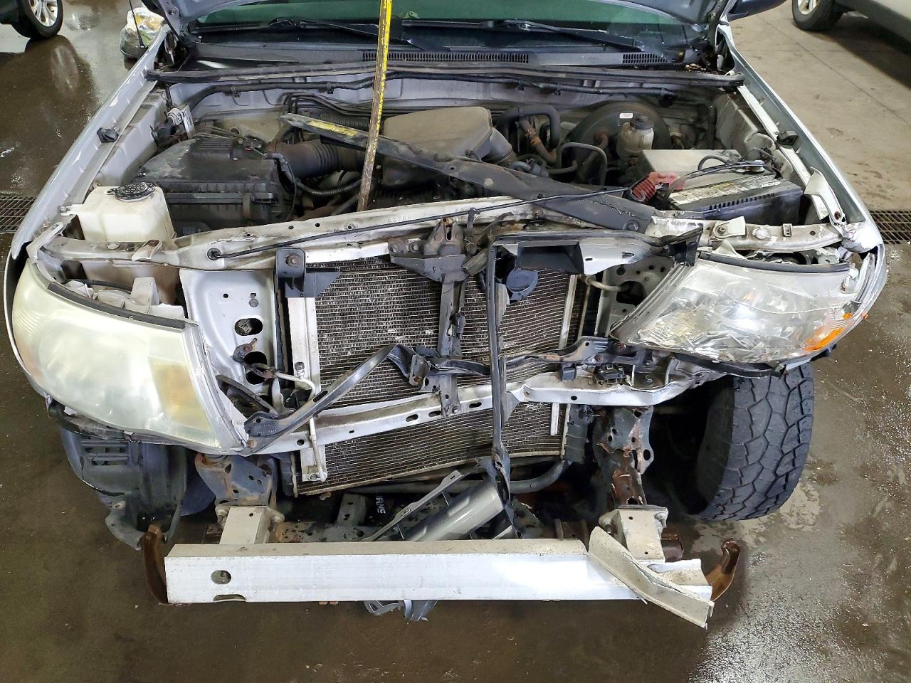 Toyota Tacoma Base