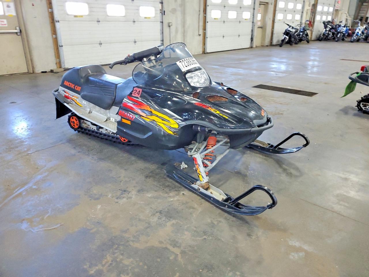 Salvage Arctic Cat Arctic Cat Image