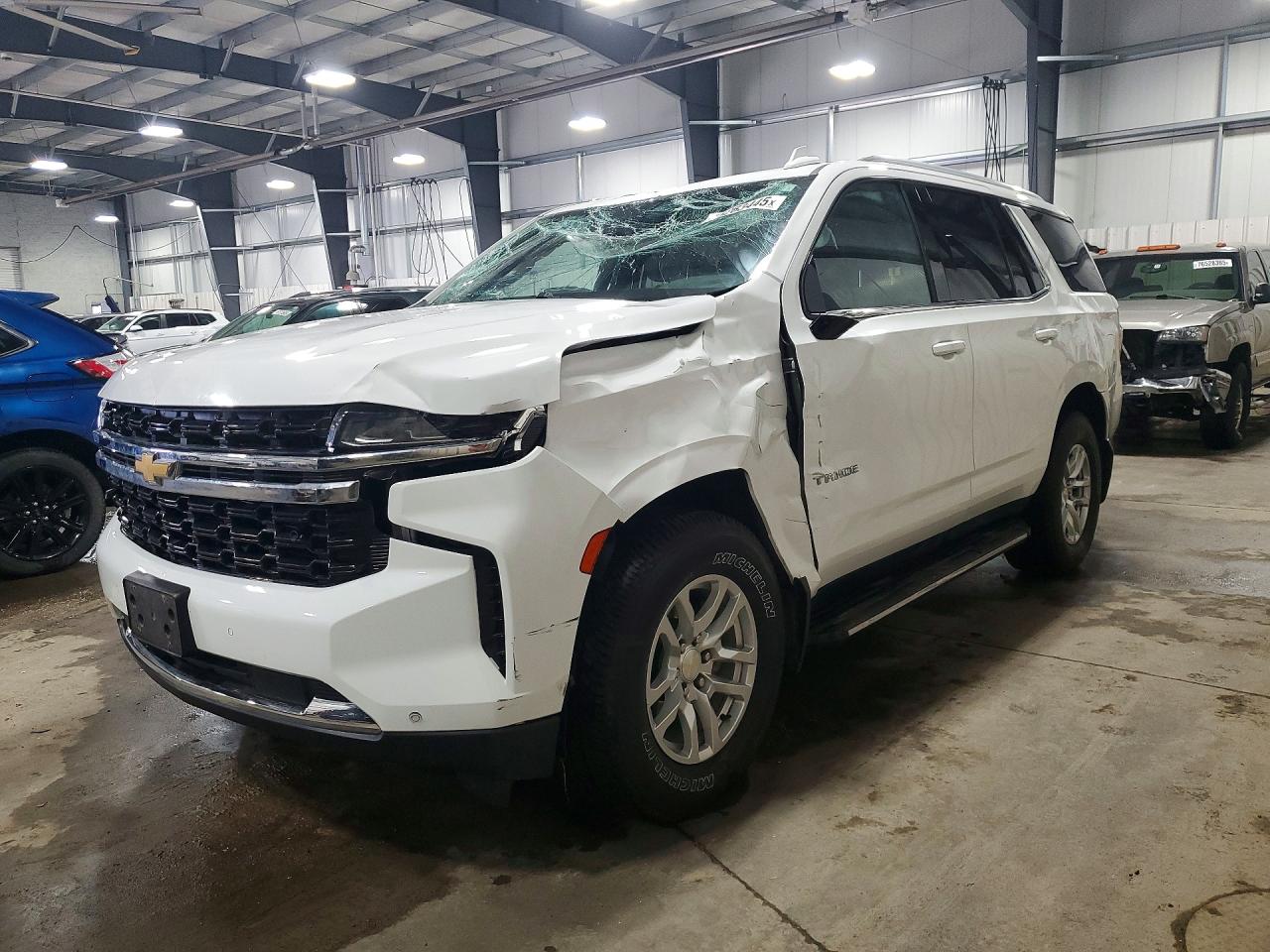 Salvage Chevrolet Tahoe Image