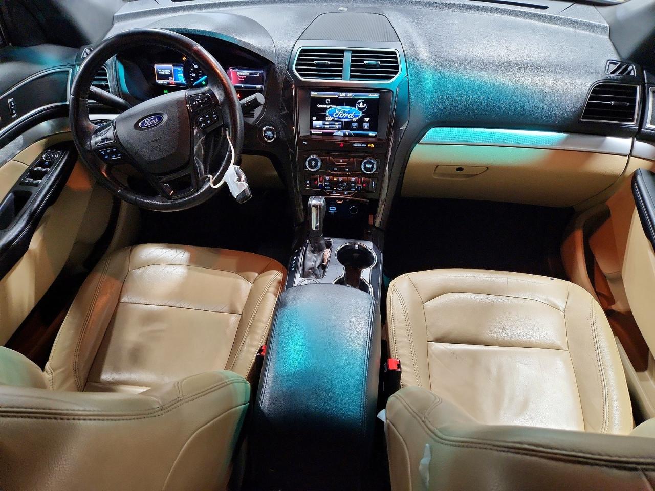 Ford Explorer Xlt