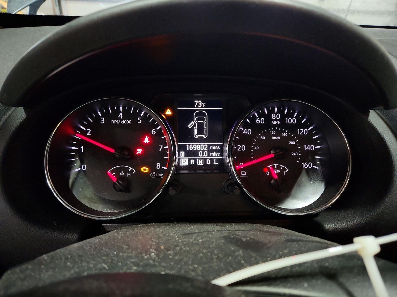 Nissan Rogue S