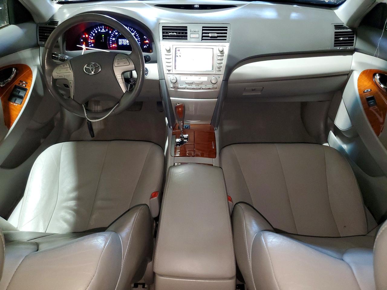 Toyota Camry Xle