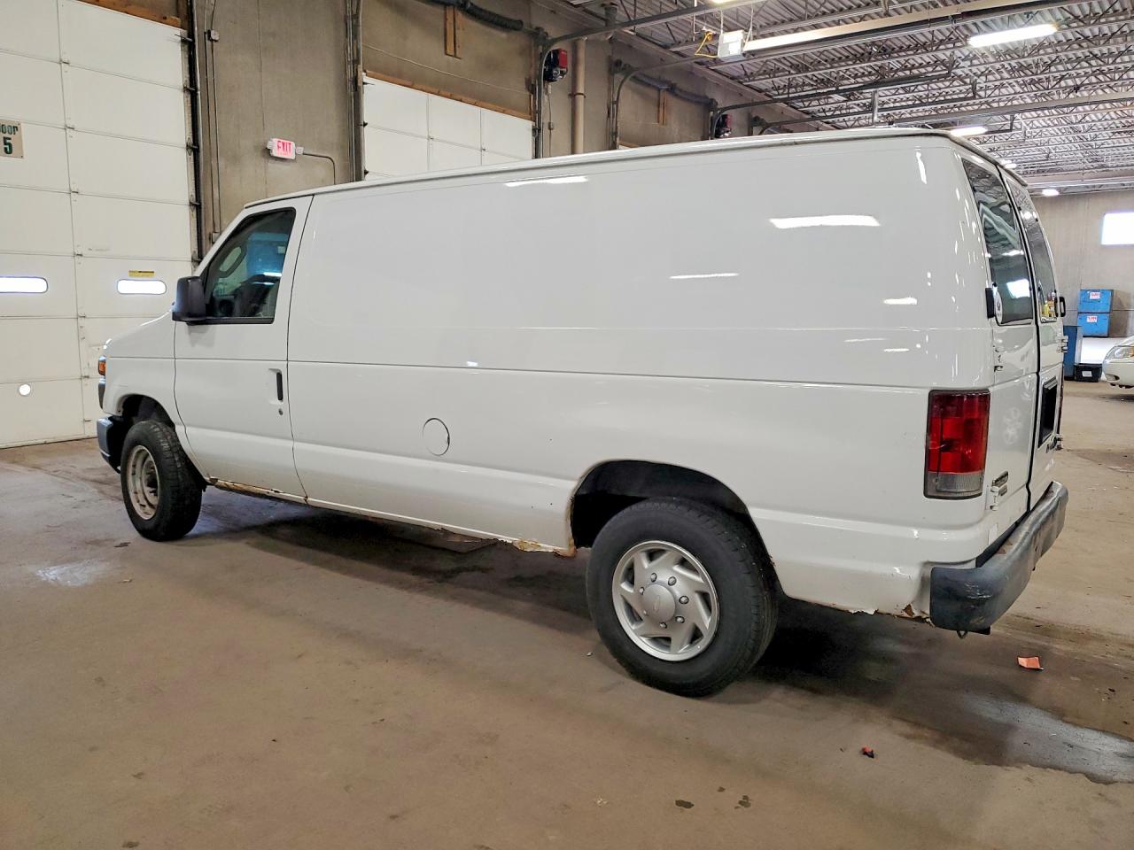Ford Econoline E150 Van