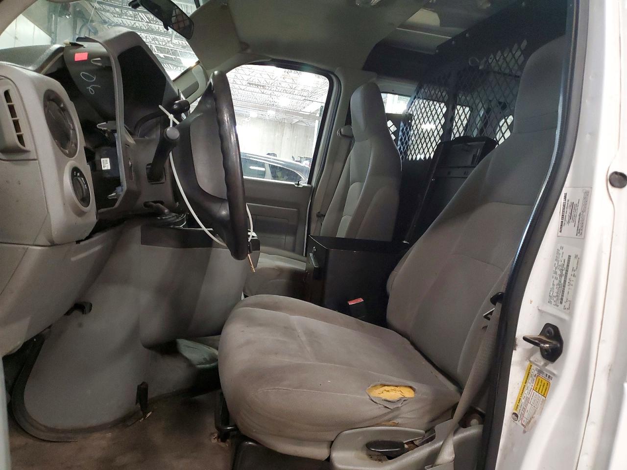 Ford Econoline E150 Van