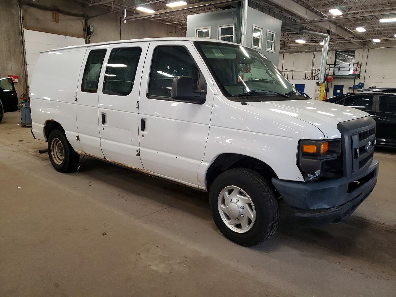 Ford Econoline E150 Van