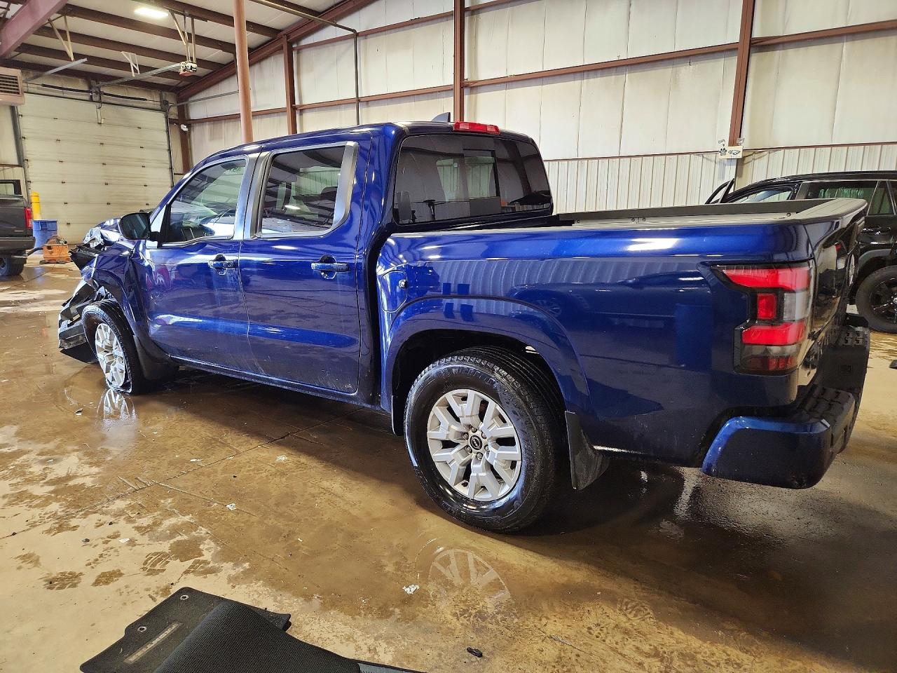 Nissan Frontier Sv
