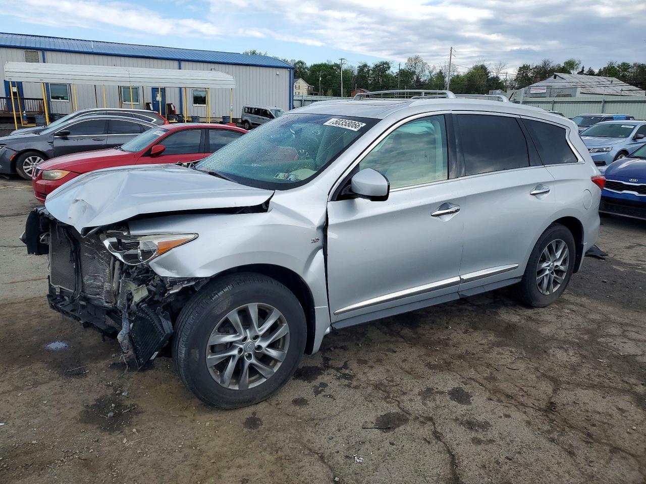 Salvage INFINITI Qx Image