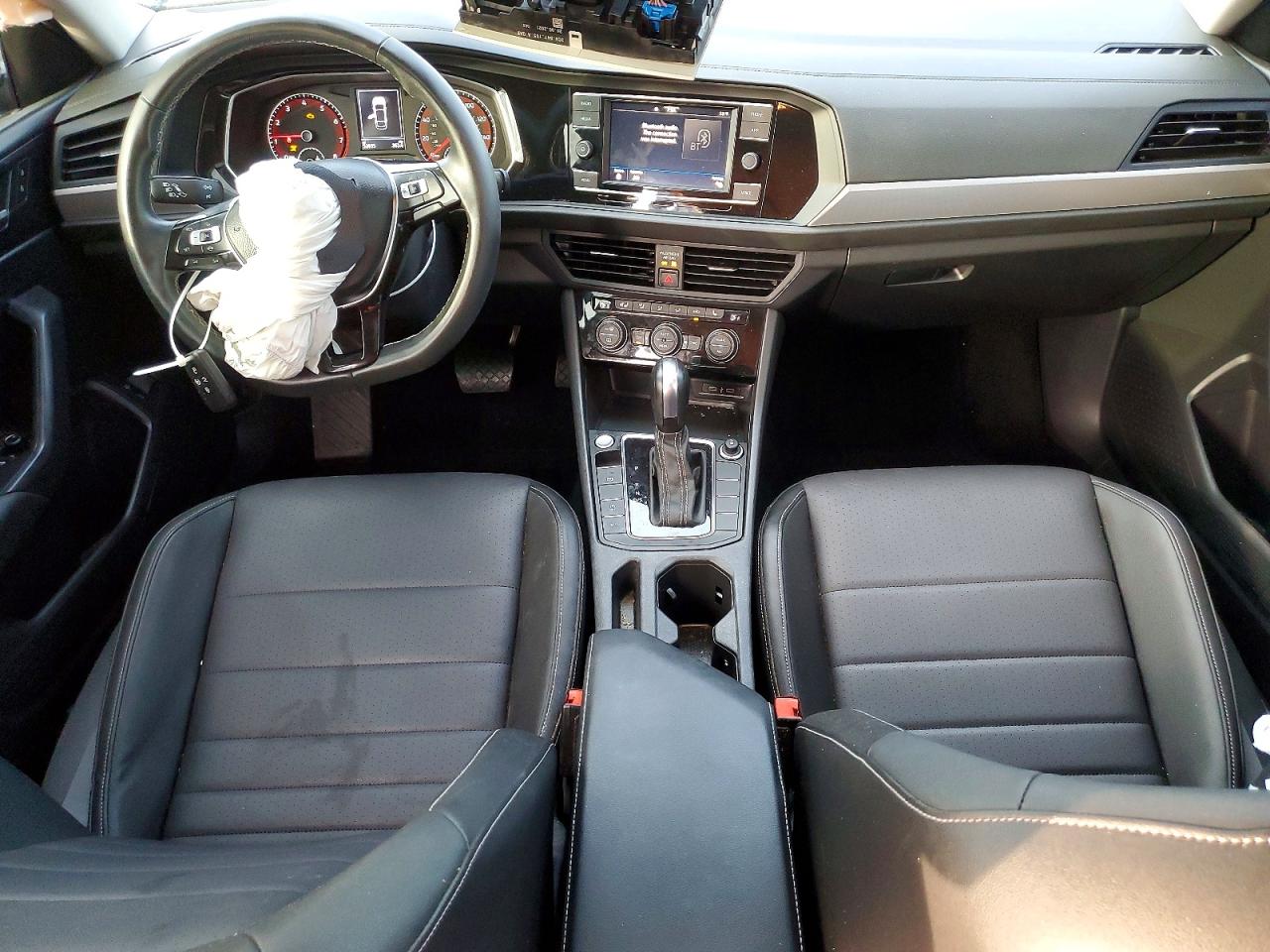 Volkswagen Jetta S