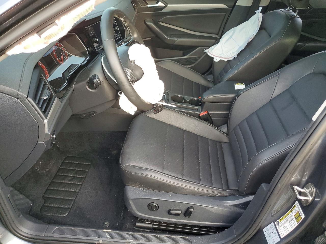 Volkswagen Jetta S