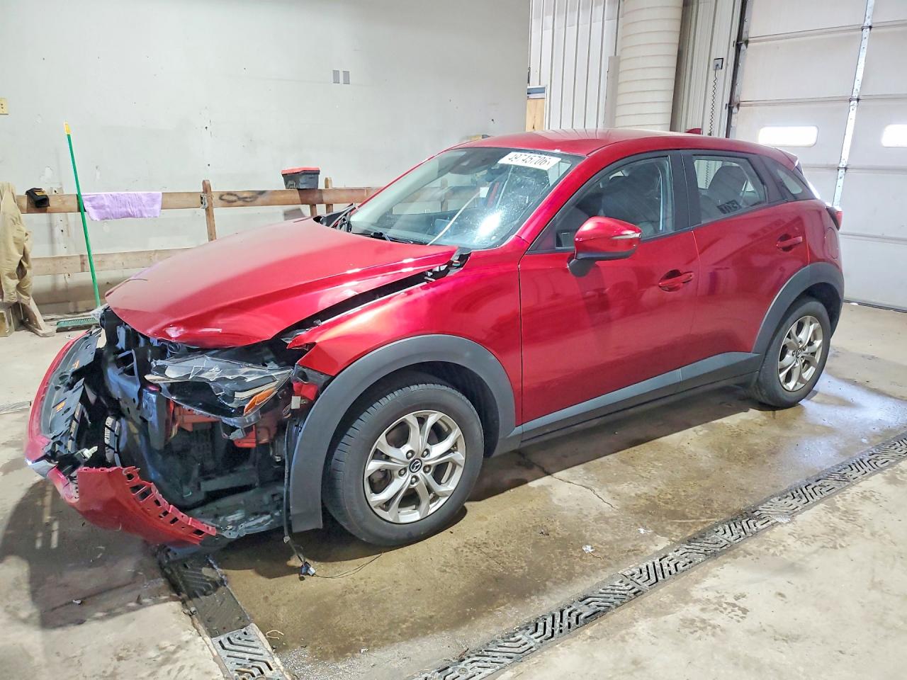 Salvage Mazda Cx Image