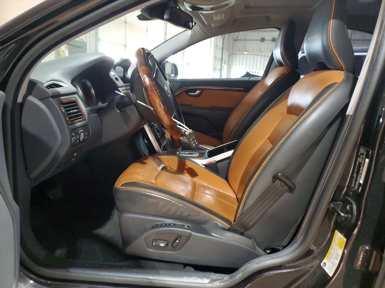 Volvo S80 T6