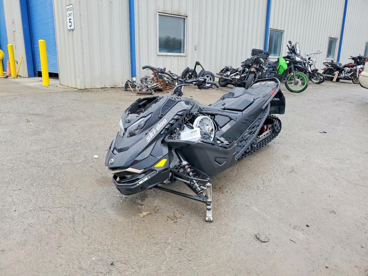 Ski-Doo Renegade