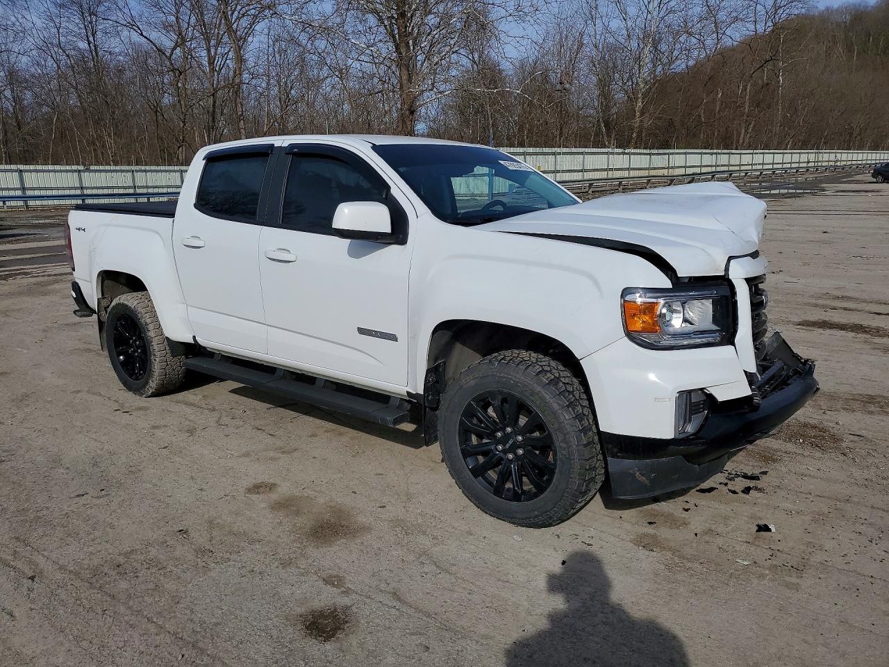 GMC Canyon Elevation