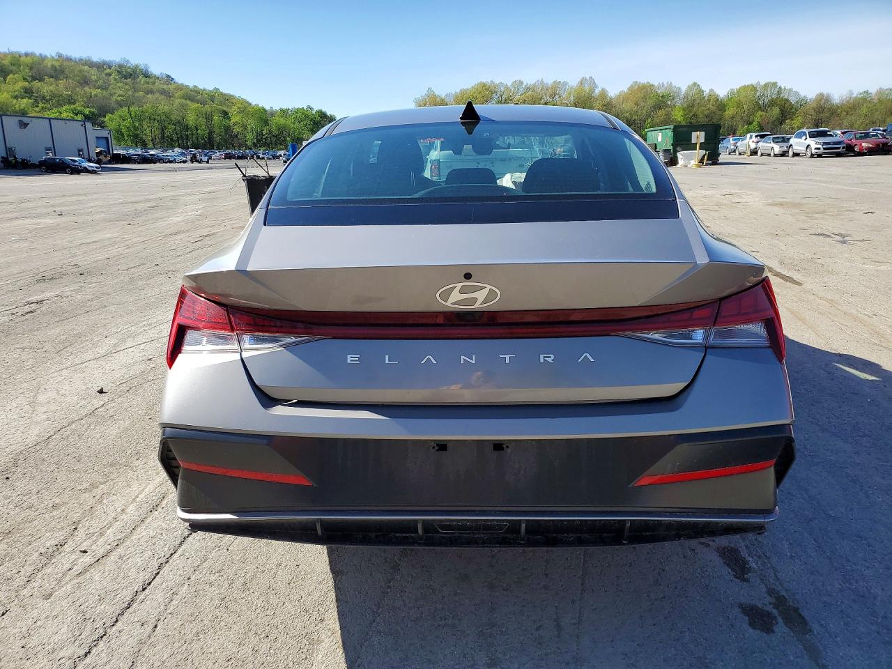 Hyundai ELANTRA Sel
