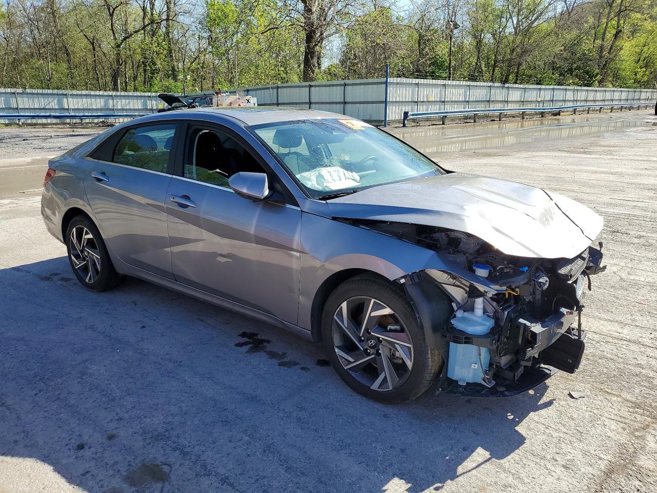 Hyundai ELANTRA Sel