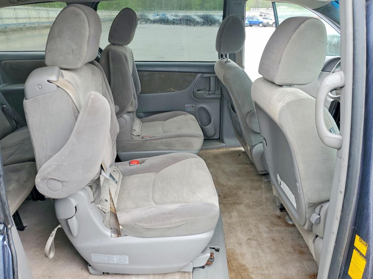 Toyota Sienna Le 7-passenger