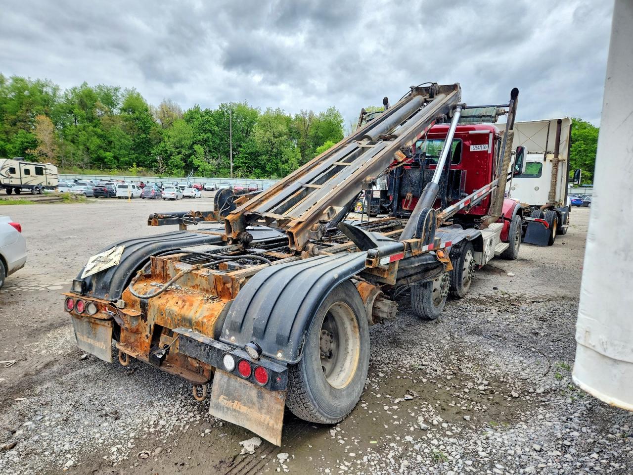 Peterbilt 567