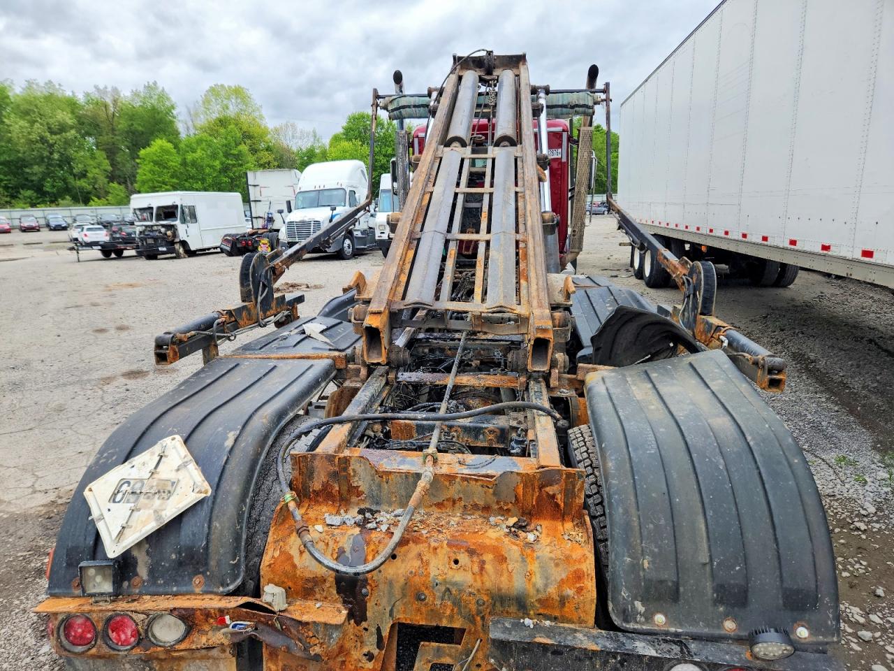 Peterbilt 567