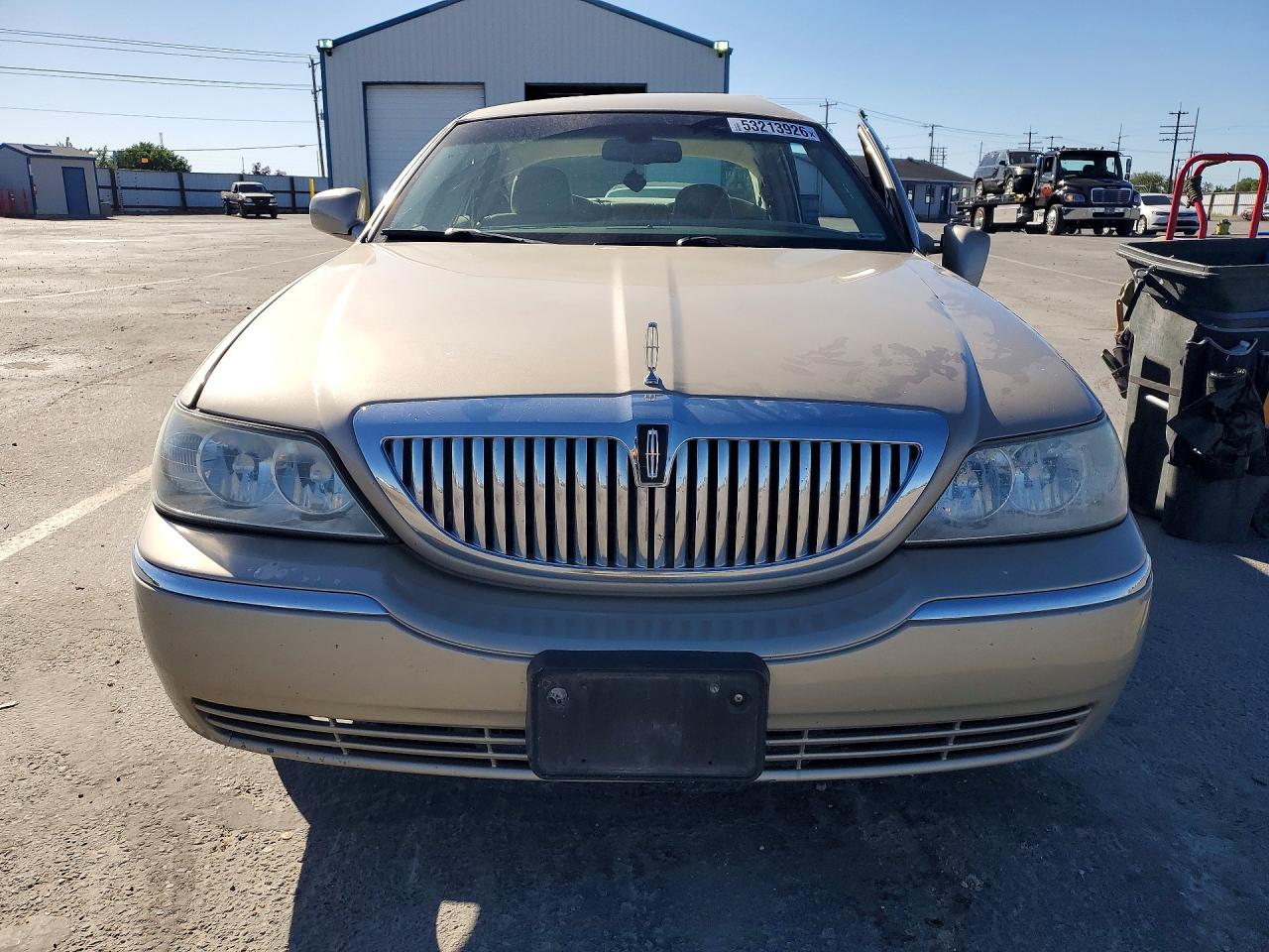 Lincoln Towncar Signature