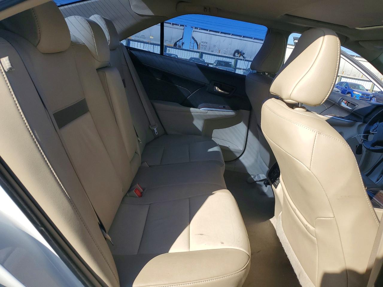 Toyota Camry Xle V6