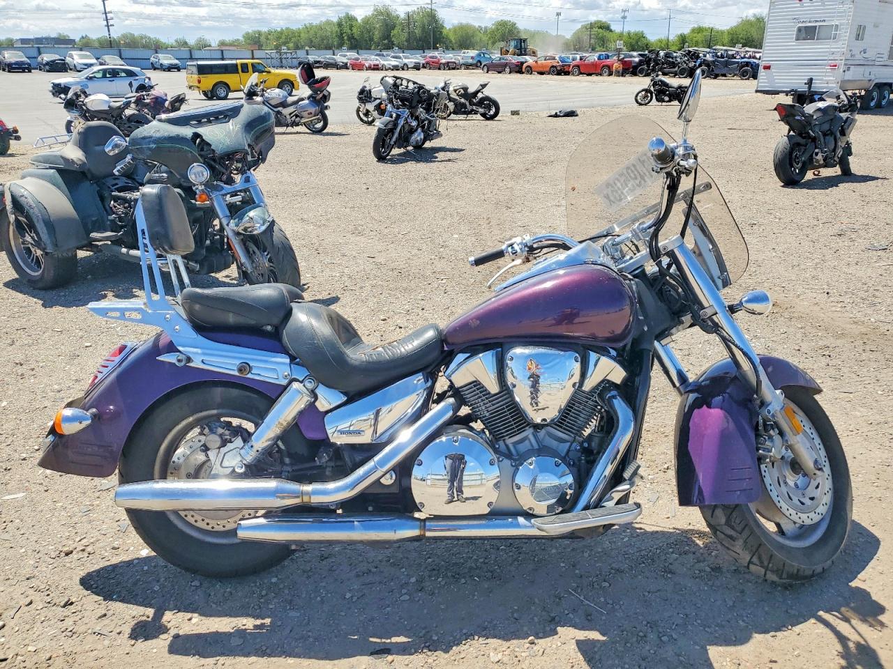 Salvage Honda Vtx Cycle Image