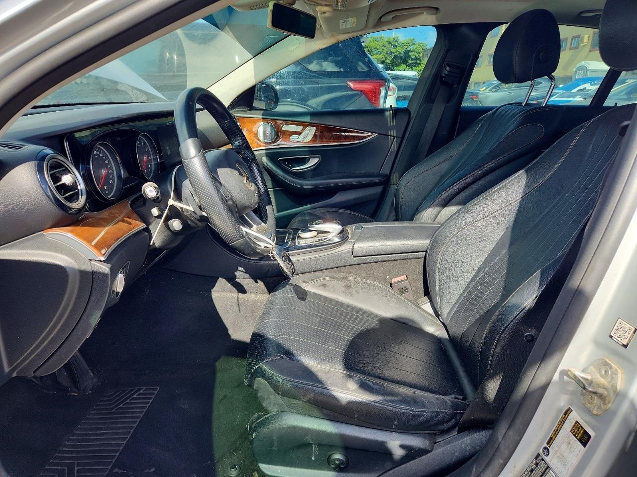 Mercedes-Benz E-Class 300 4matic