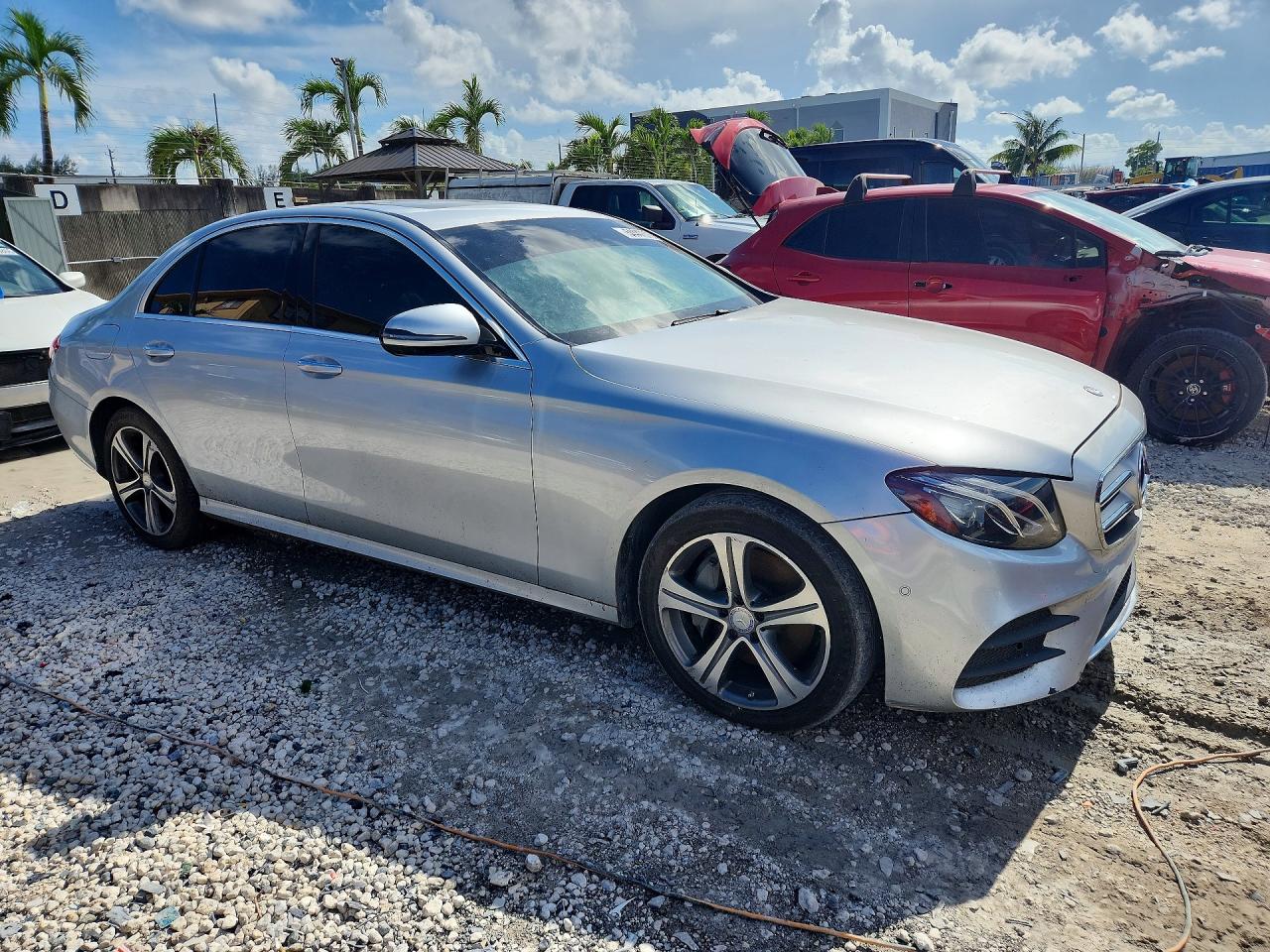 Mercedes-Benz E-Class 300 4matic