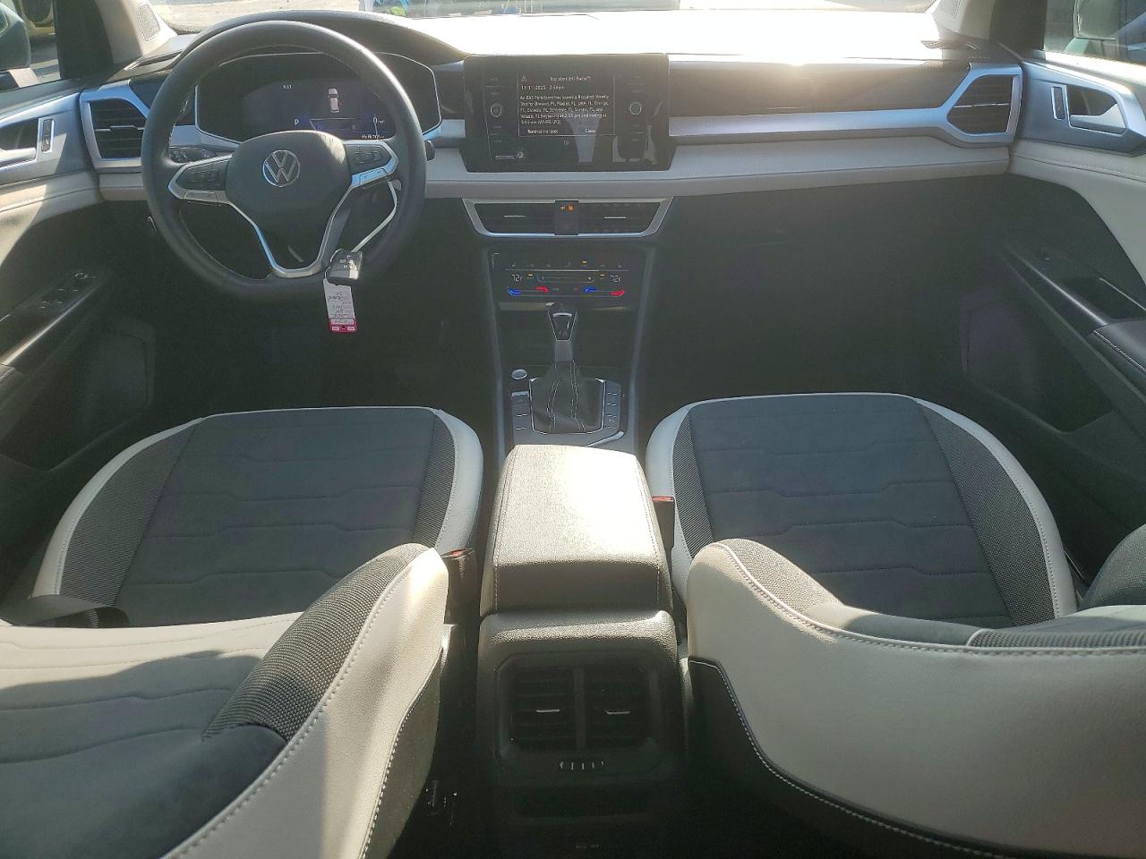 Volkswagen Taos Se