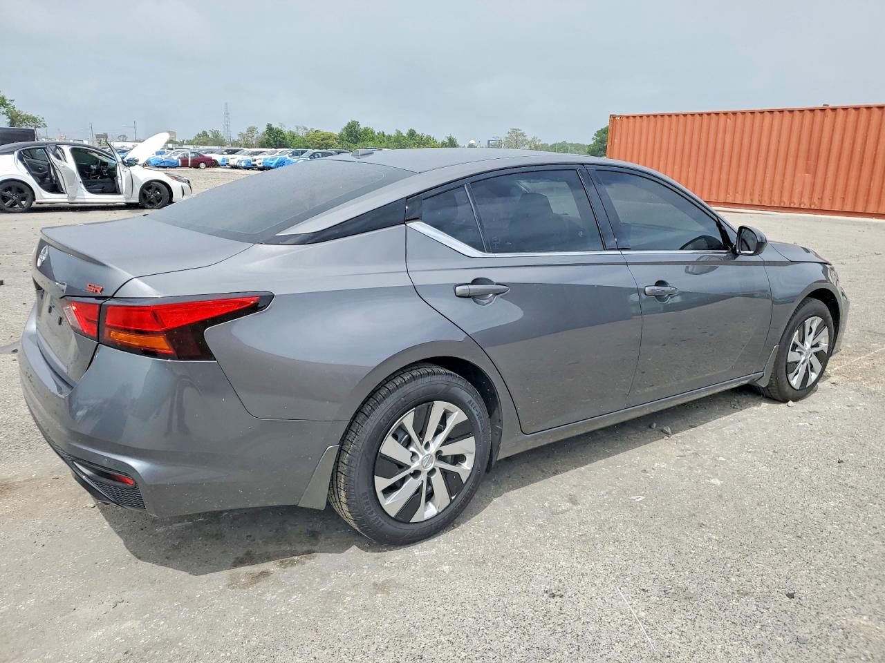 Nissan Altima Sr