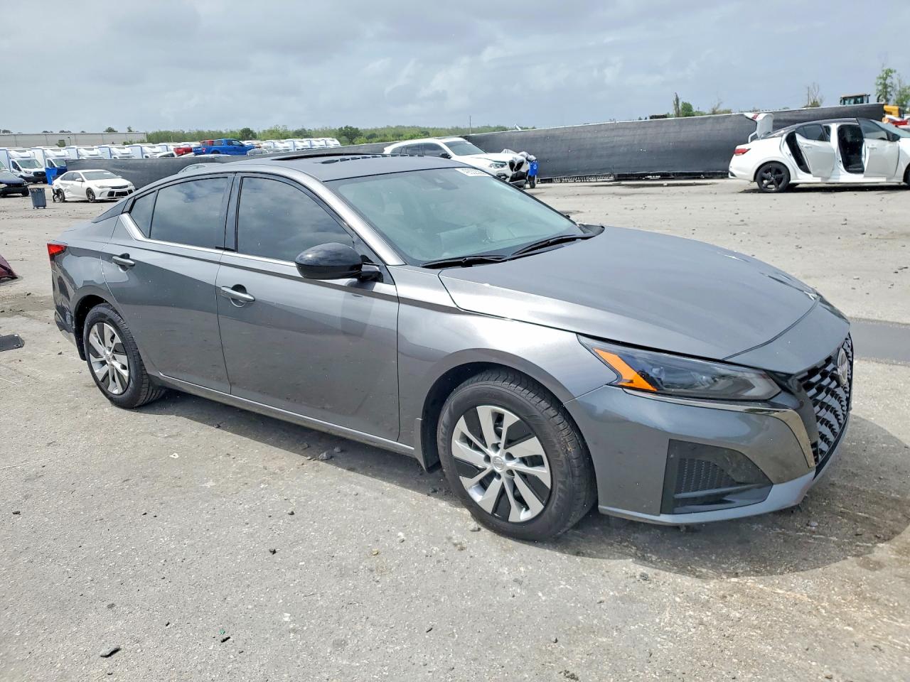 Nissan Altima Sr