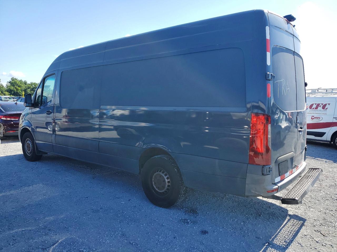 Mercedes-Benz Sprinter 2500
