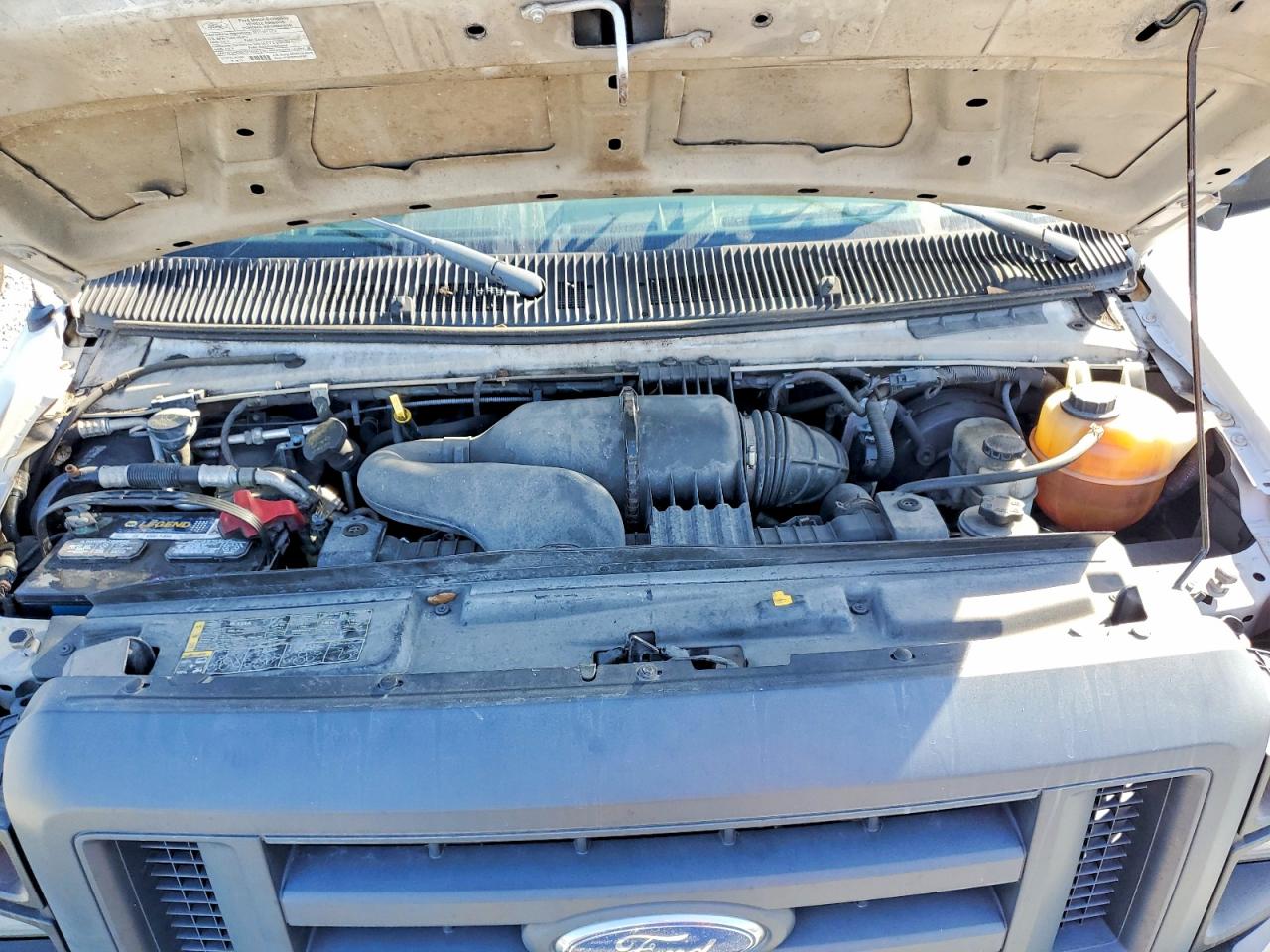 Ford Econoline E250 Van