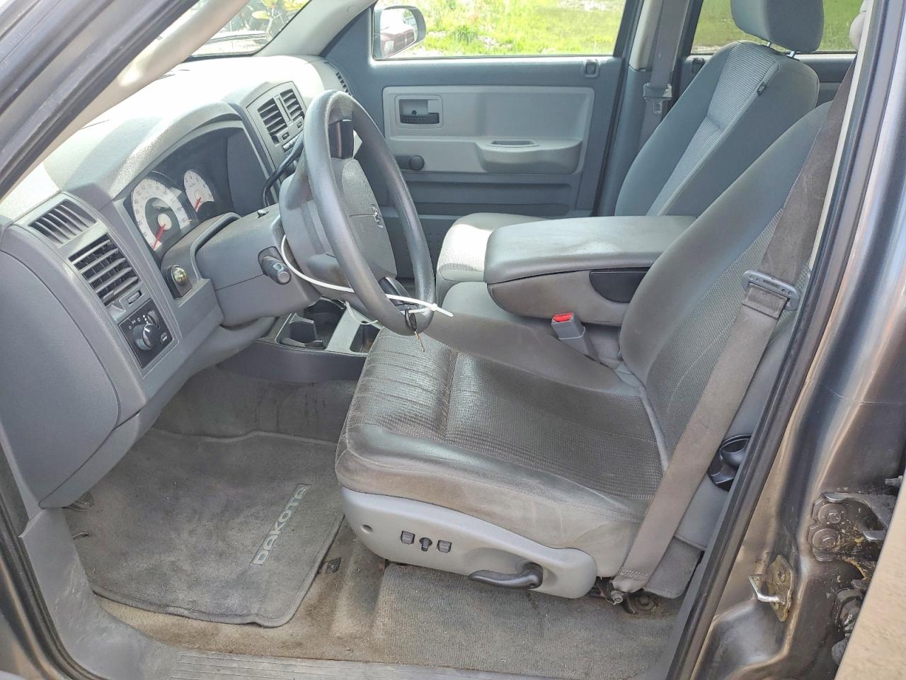 Dodge Dakota Quad