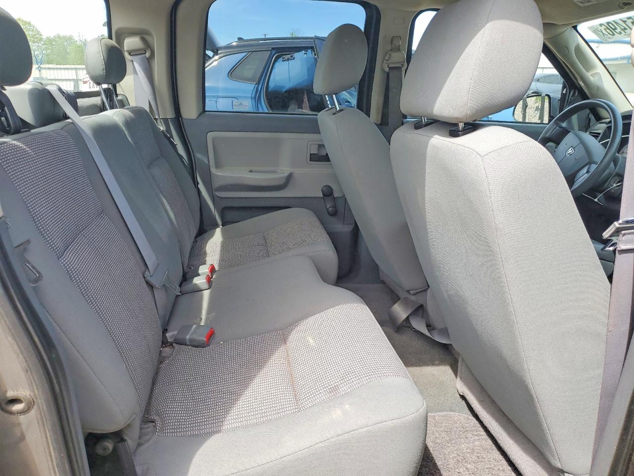 Dodge Dakota Quad
