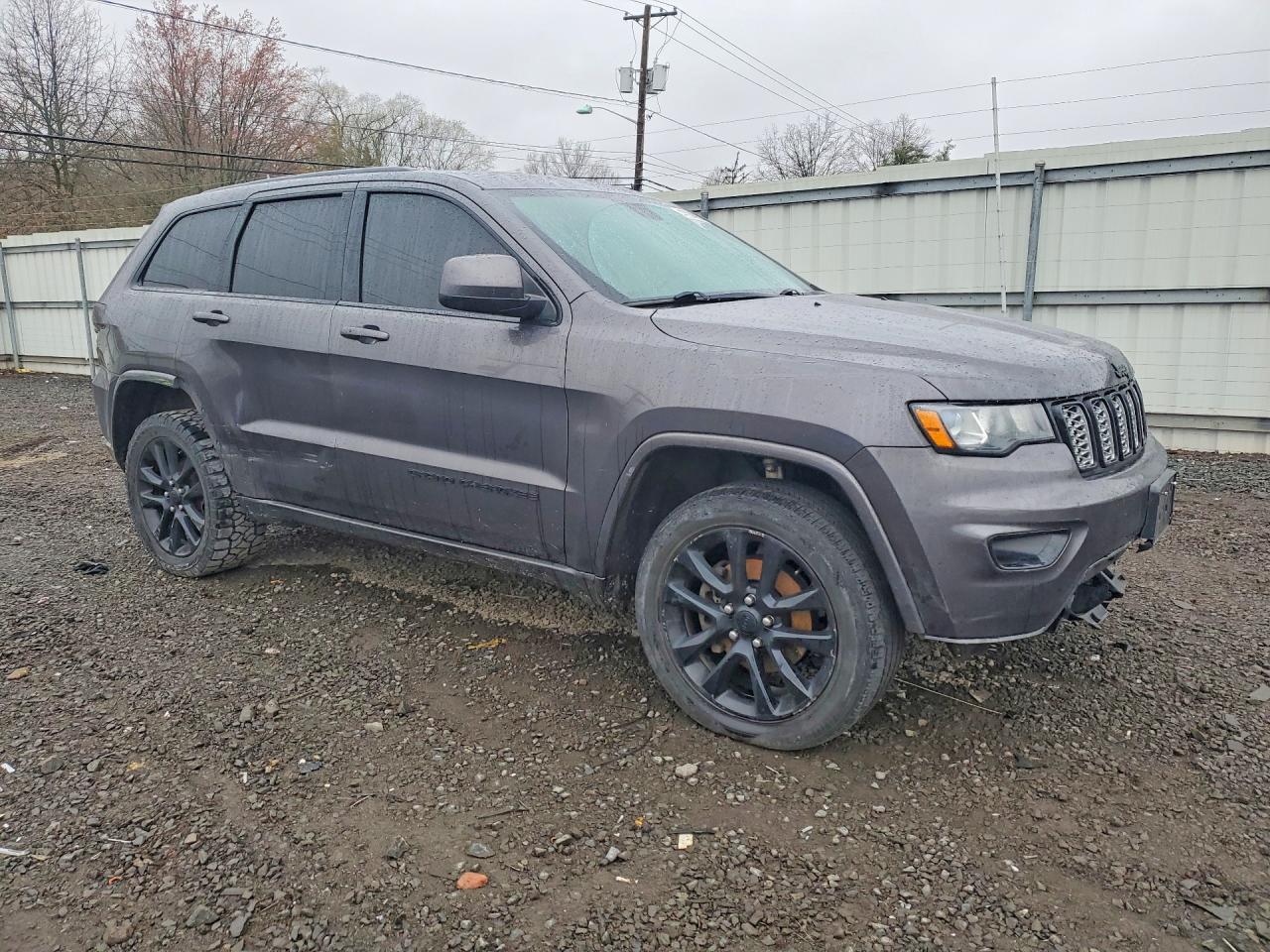 Jeep Grand Cherokee Laredo