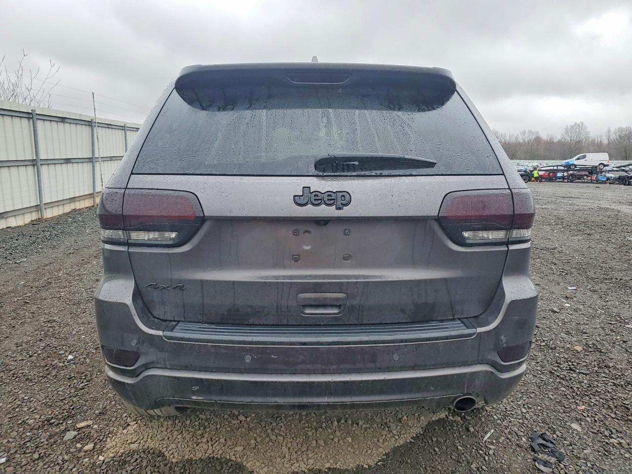 Jeep Grand Cherokee Laredo