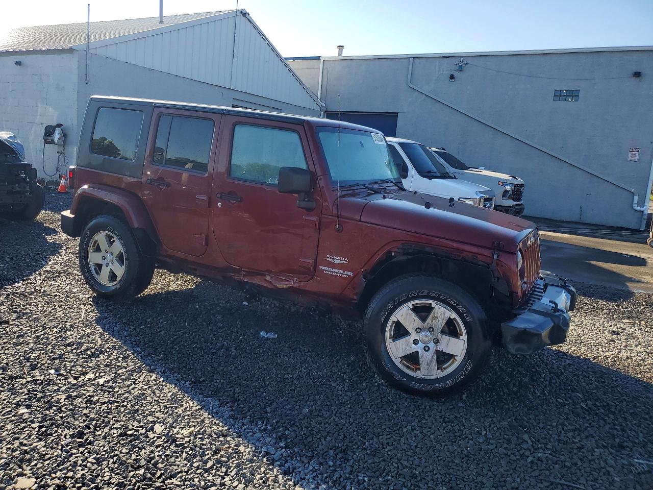 Jeep Wrangler Sahara