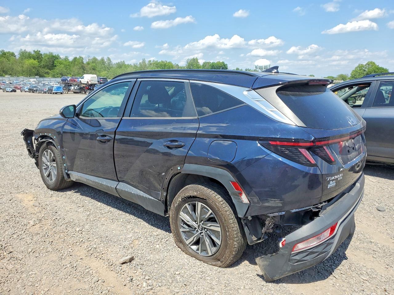 Hyundai TUCSON Blue