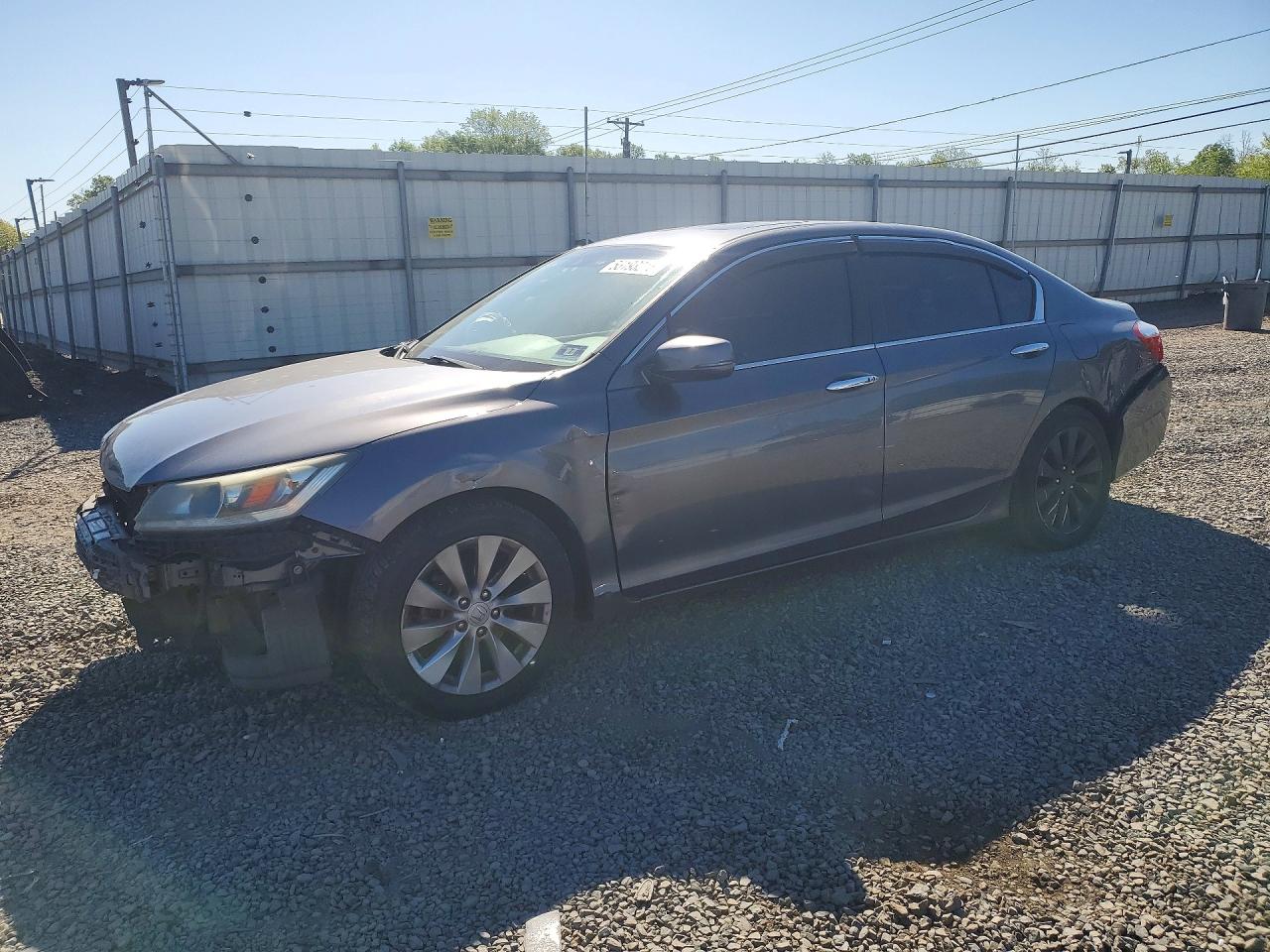 Salvage Honda Accord Image