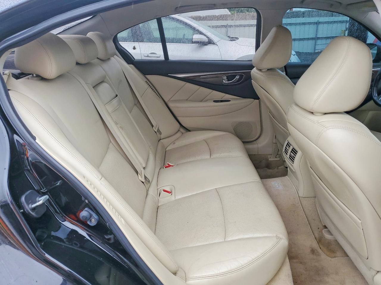 INFINITI Q50