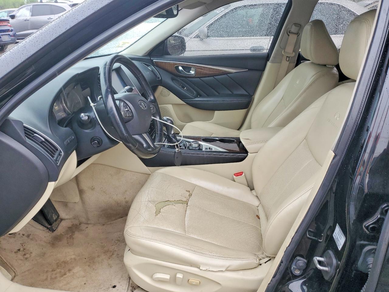 INFINITI Q50