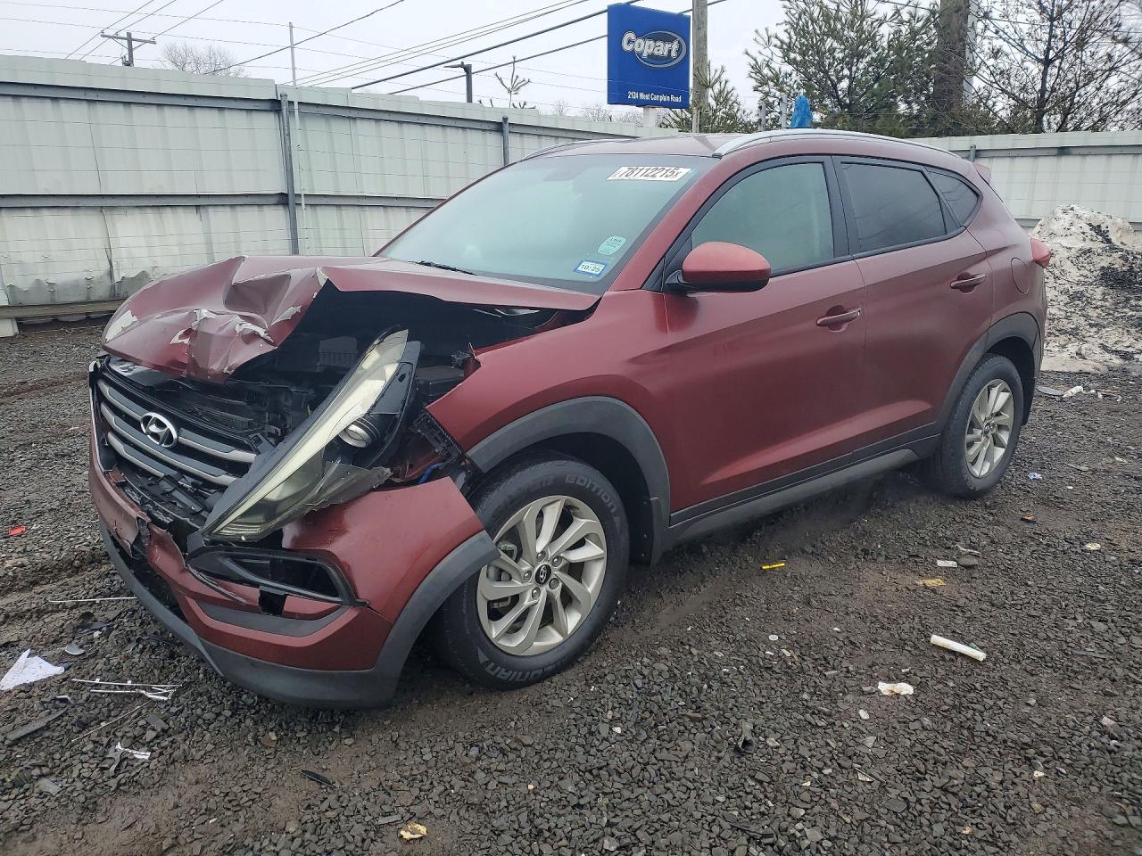 Salvage Hyundai TUCSON Image