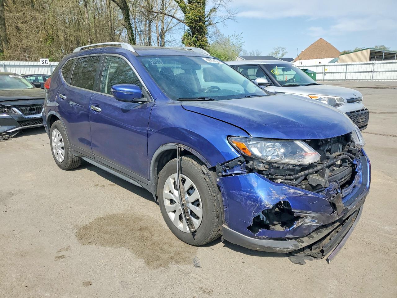 Nissan Rogue S