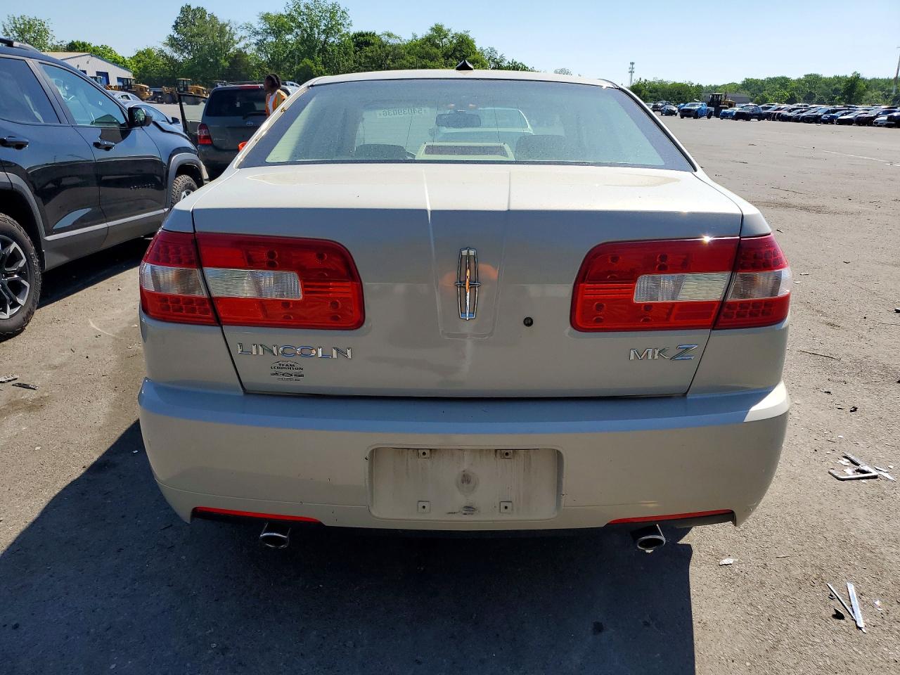 Lincoln MKZ